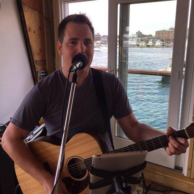 Erik Singing at Lobster Bar